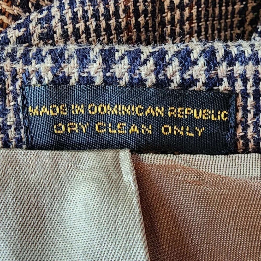 Robert Graham back faux satin