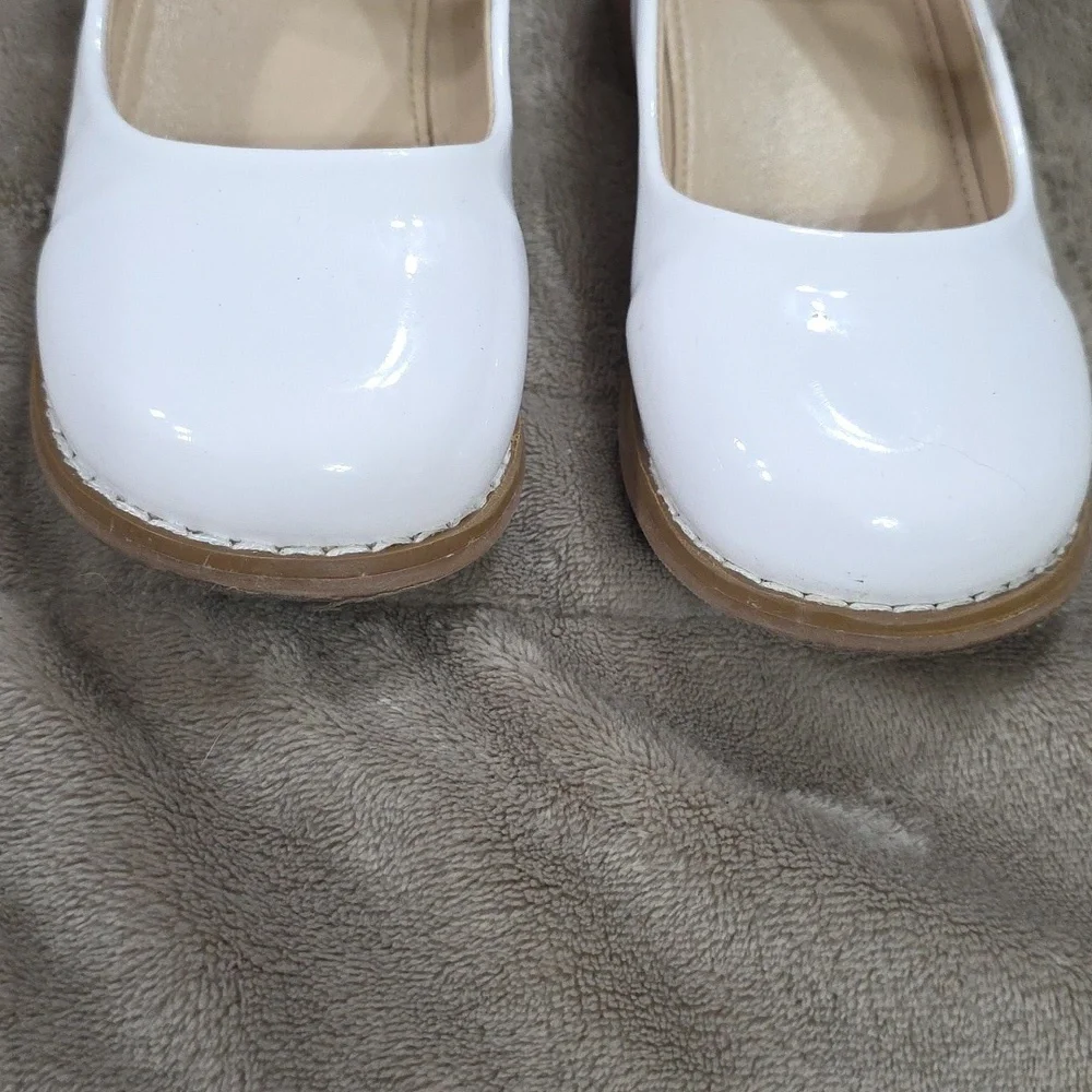 Unbranded girl white