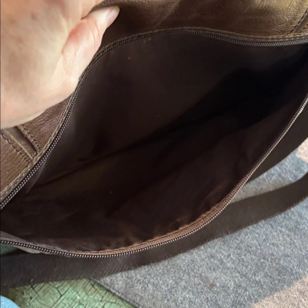 Fossil messenger laptop