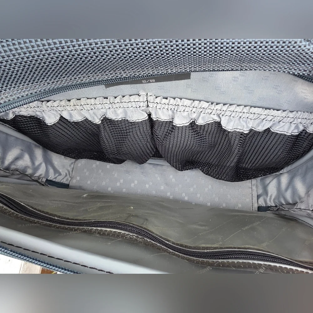 Samsonite work as wide