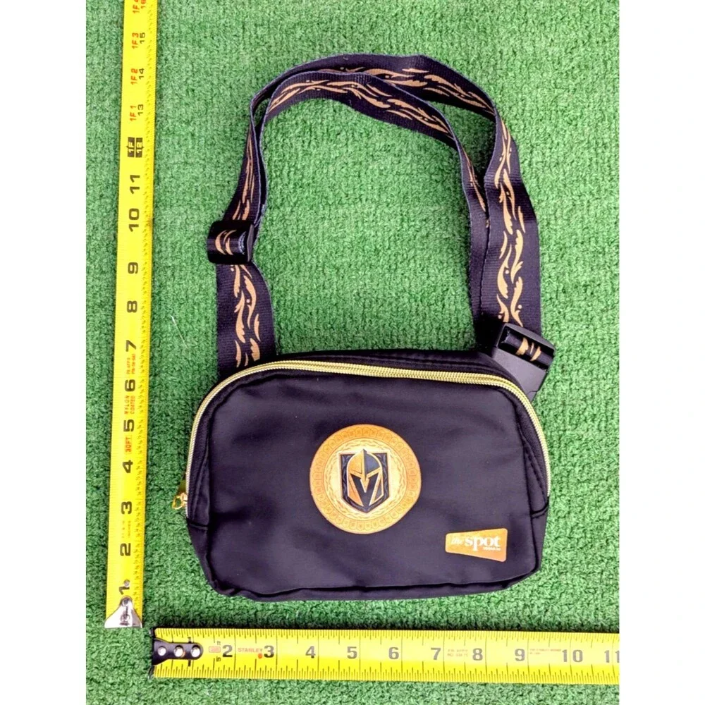 The Spot compartment screen small