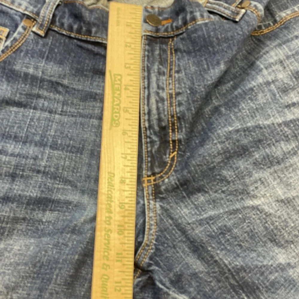 Wrangler between back