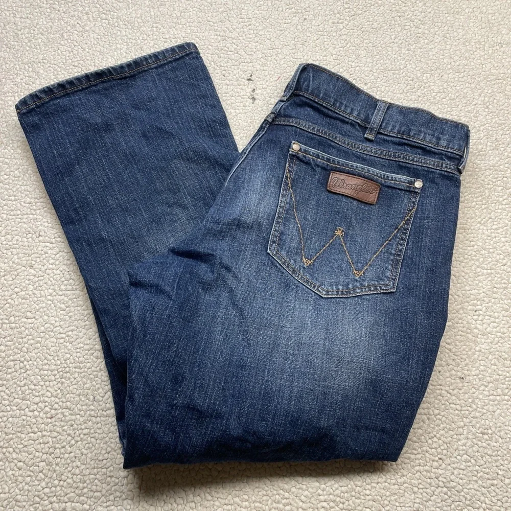 Wrangler Jeans Mens 41x30 Blue Retro Relaxed Boot Medium Wash Denim WRT20RT