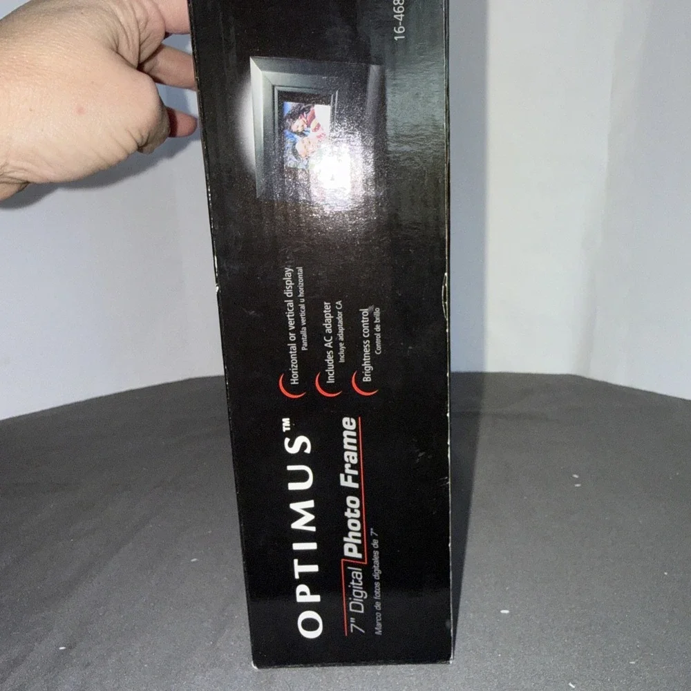 Optimus 16 468