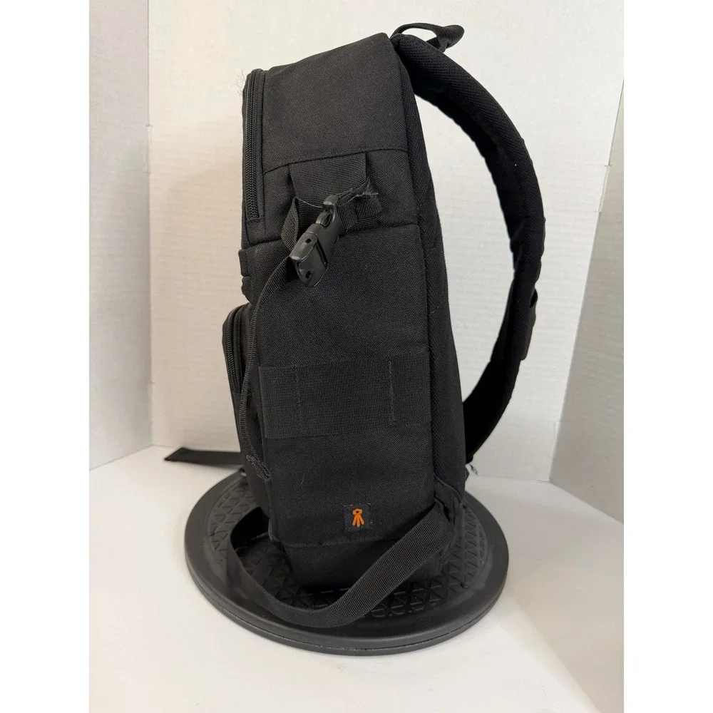 Lowepro features elements though