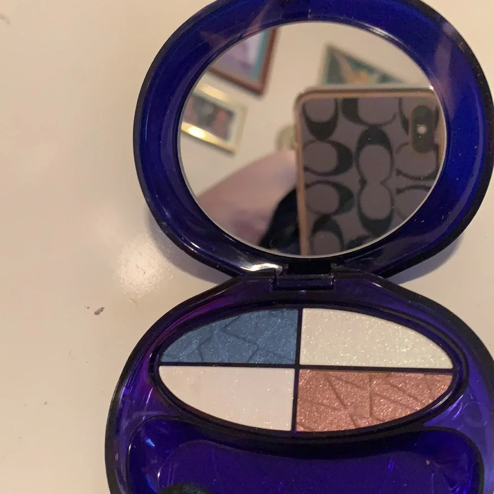 Shiseido small four