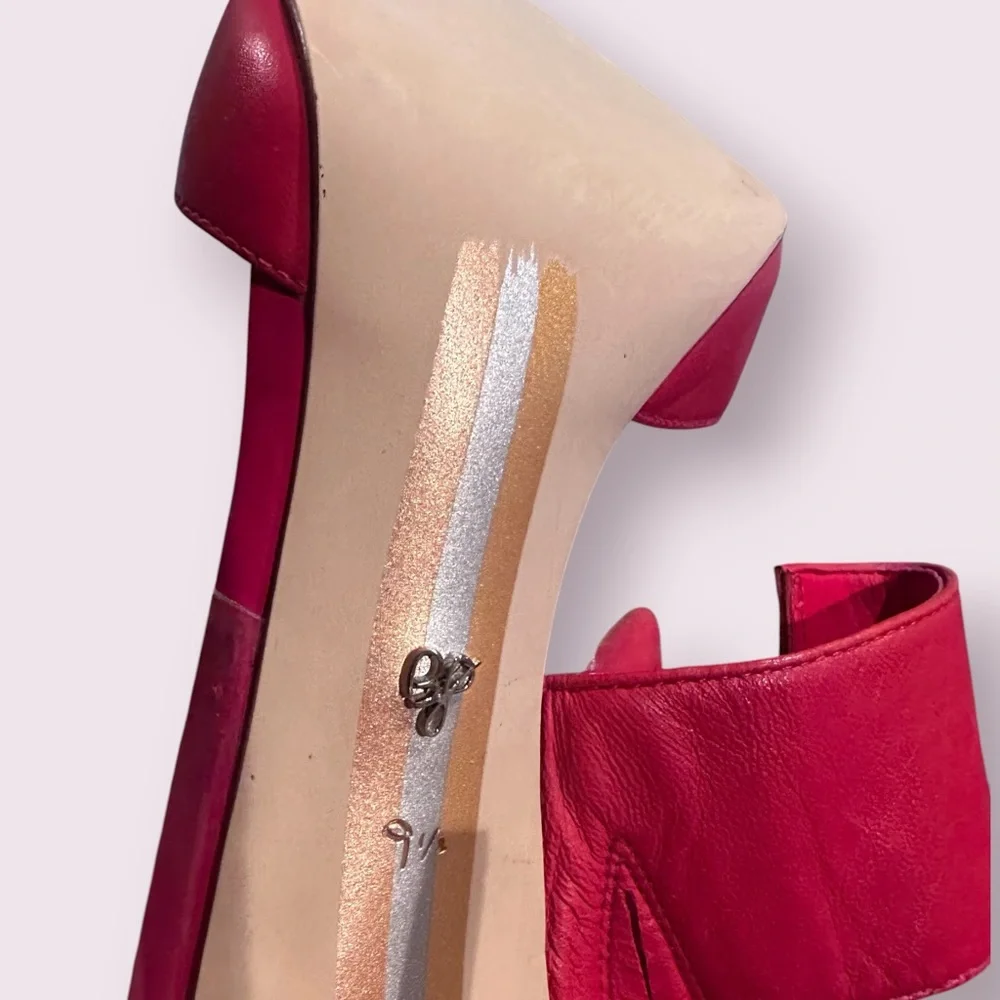 Sam Edelman chic red