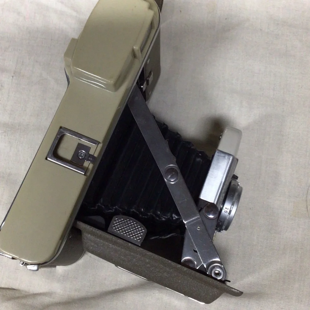 Polaroid folding camera