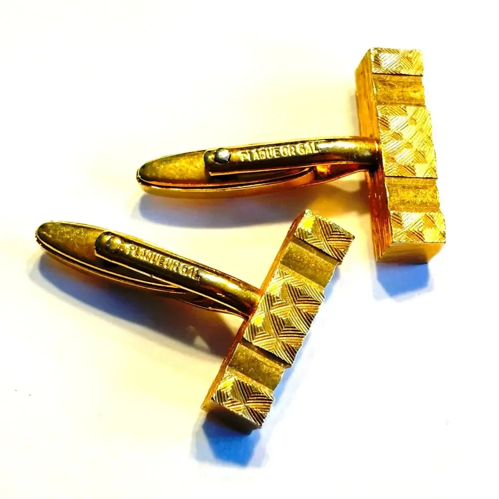 Plaqueor Gal fabulous goldtone