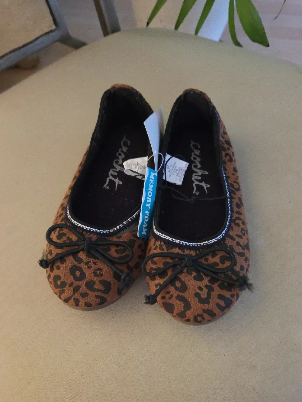 Girls Leopard Print Memory Foam Ballet Flats ❤️