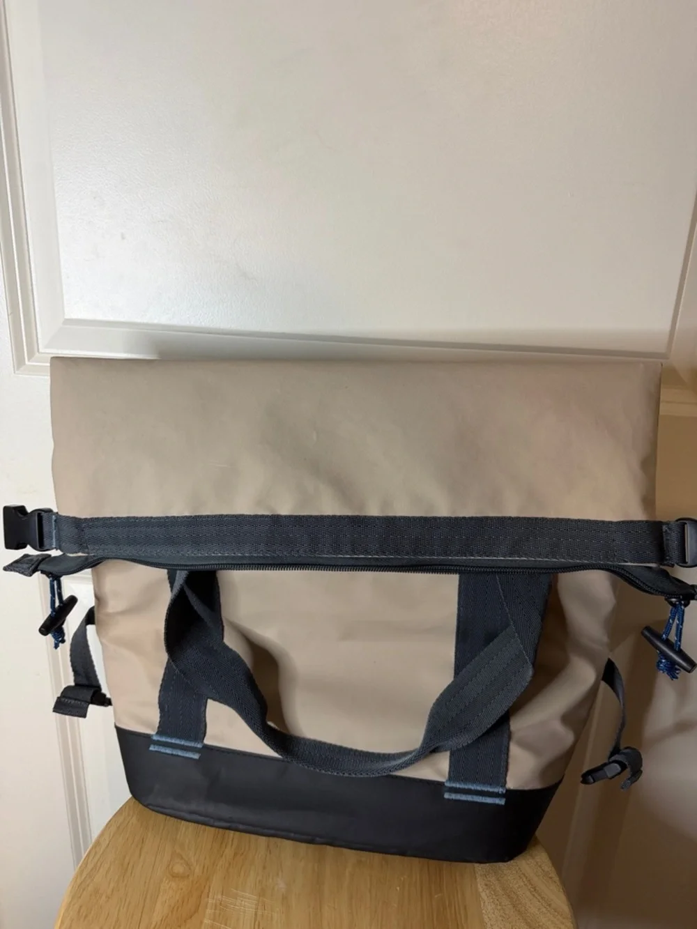 Columbia pfg duffel