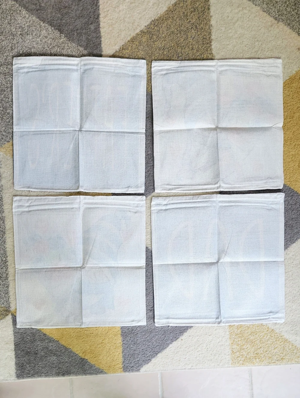 N/A pillow opened only