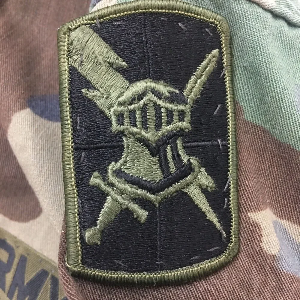 N/A tag pattern distressed