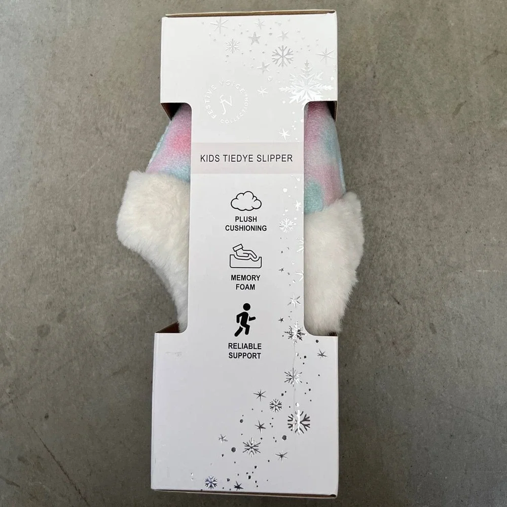 Festive Voice Collections slippers winter