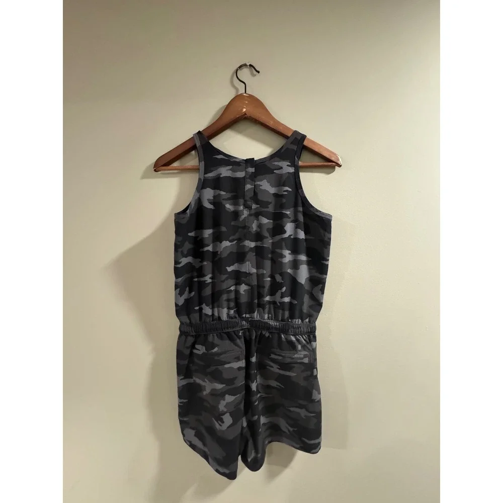 Athleta Girl details brand