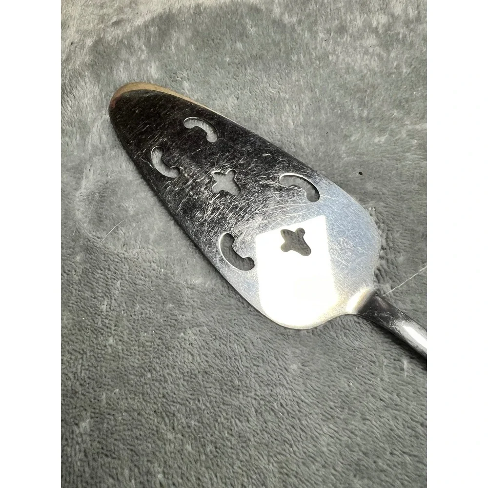 Utica Cutlery Co. vintage elegance