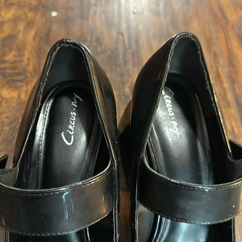 Circus by Sam Edelman step out