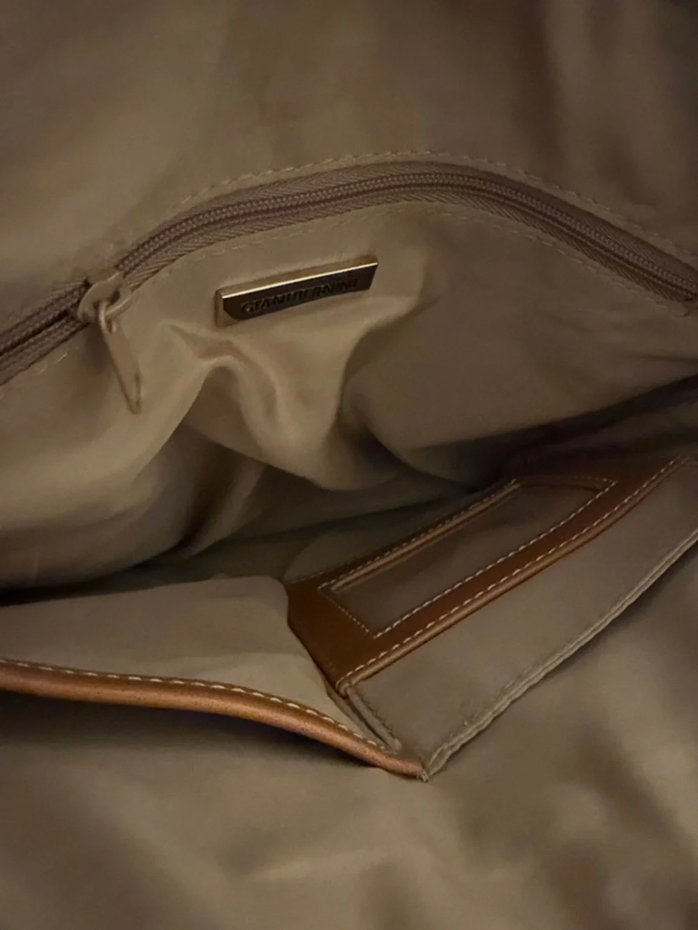 zipper everyday