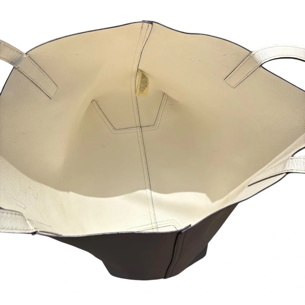 kate spade 	•	size cream