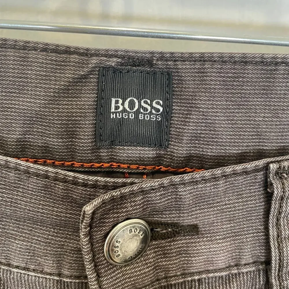 Hugo Boss boss straight tag
