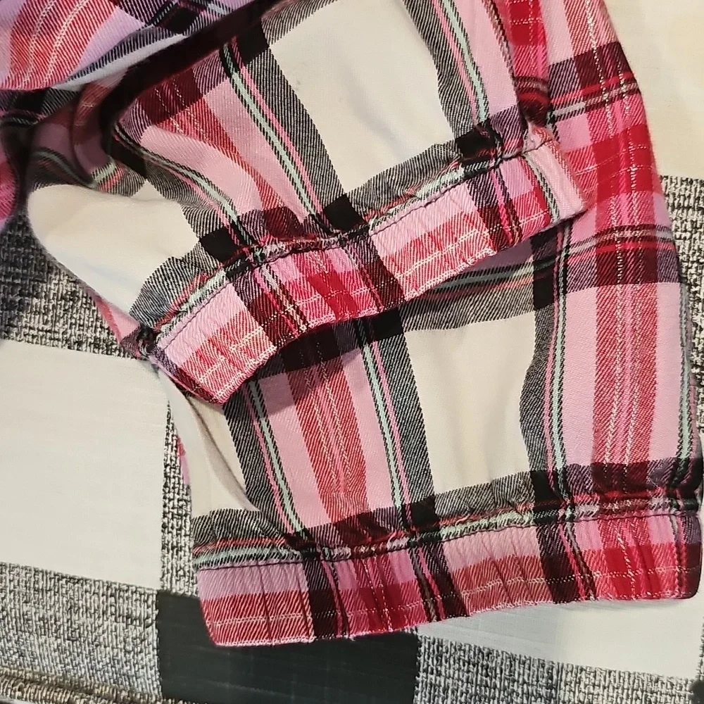 Victorias Secret chic plaid