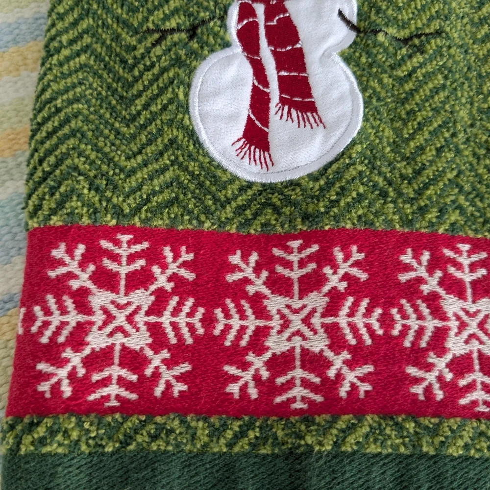 St. Nicholas Square thanks hand towel