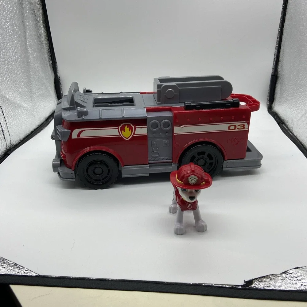 Spin Master action red set