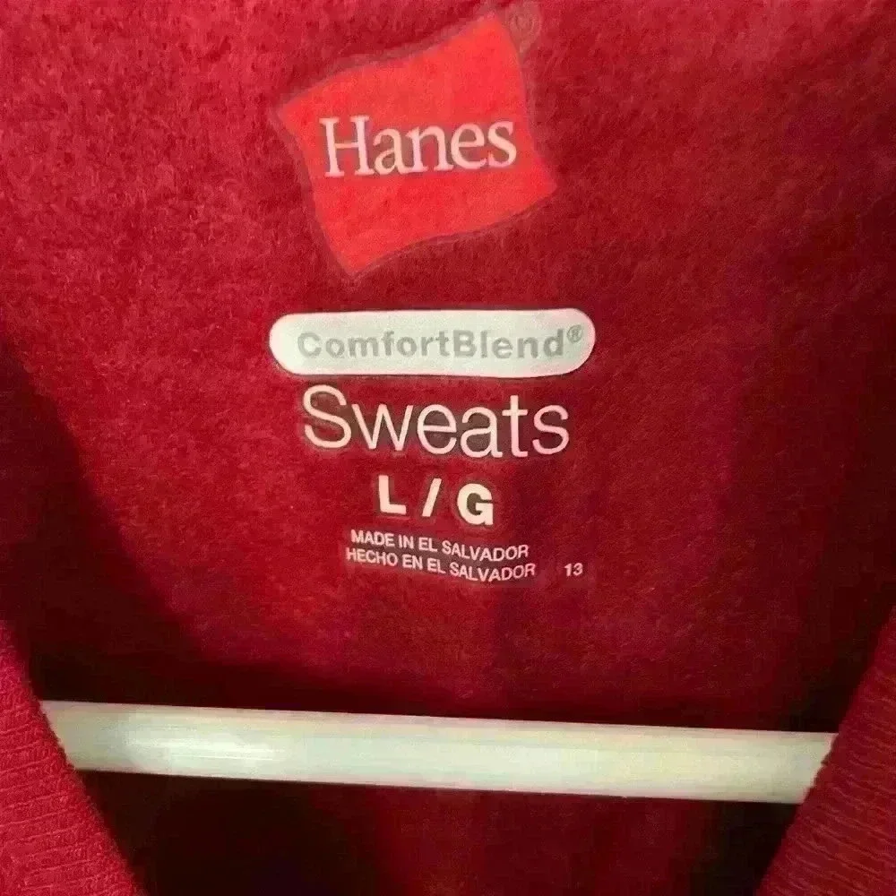 Hanes nwot large maroon