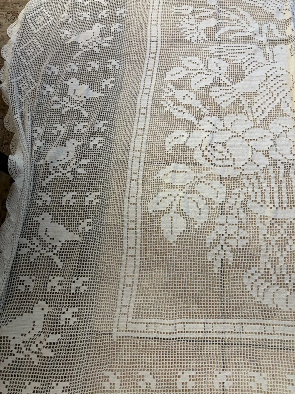 N/A elegant crochet