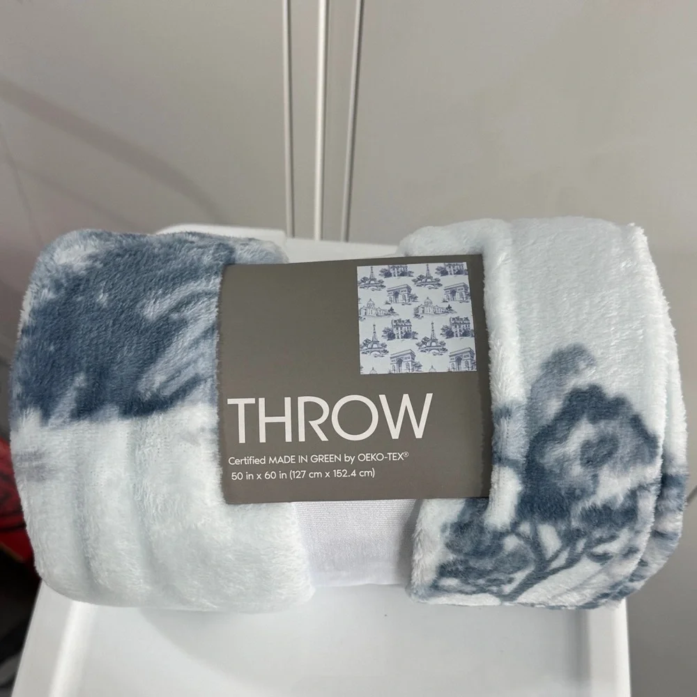 Blue and White Throw Blanket