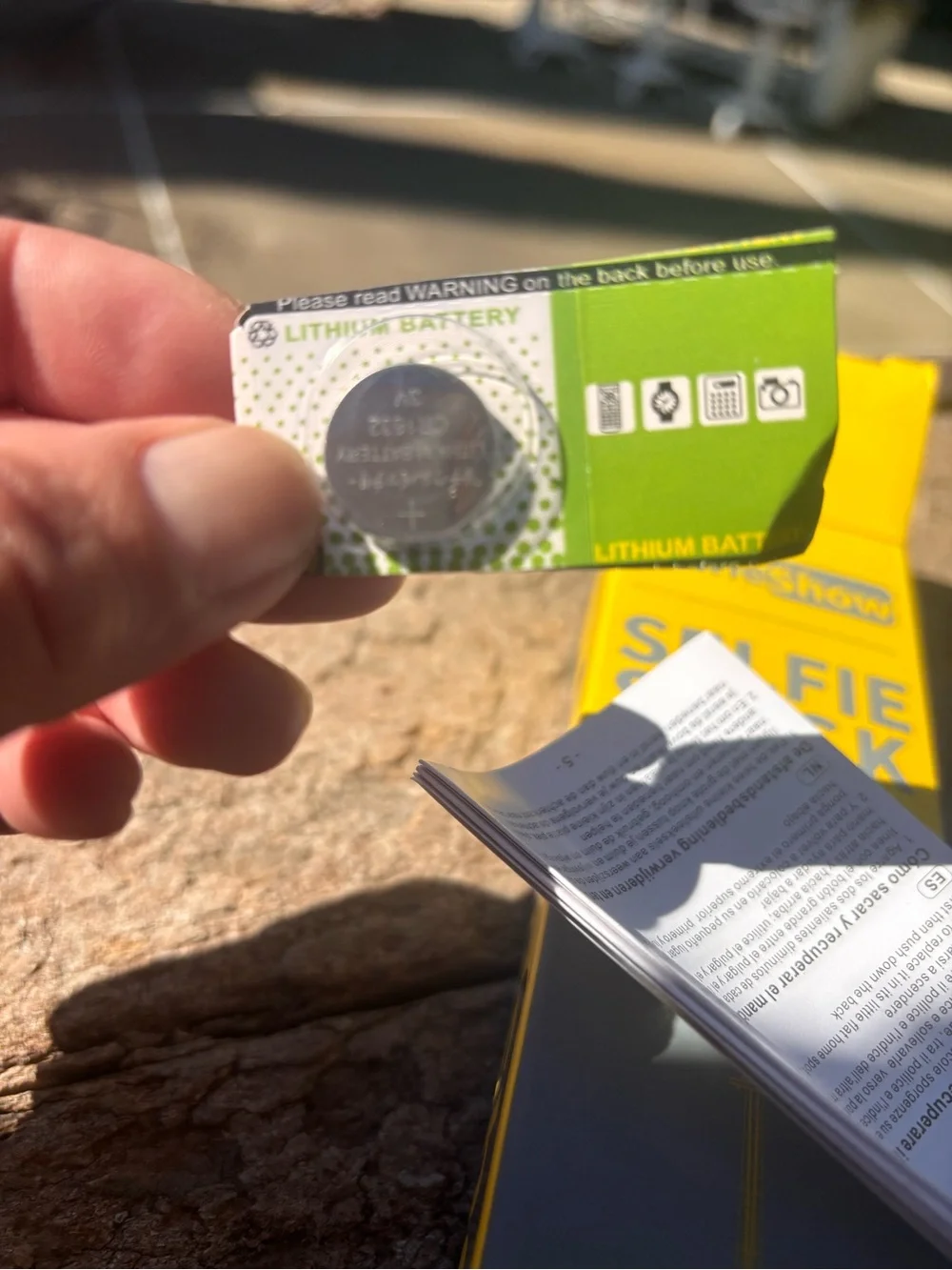 The Unbranded Brand selfieshow yellow