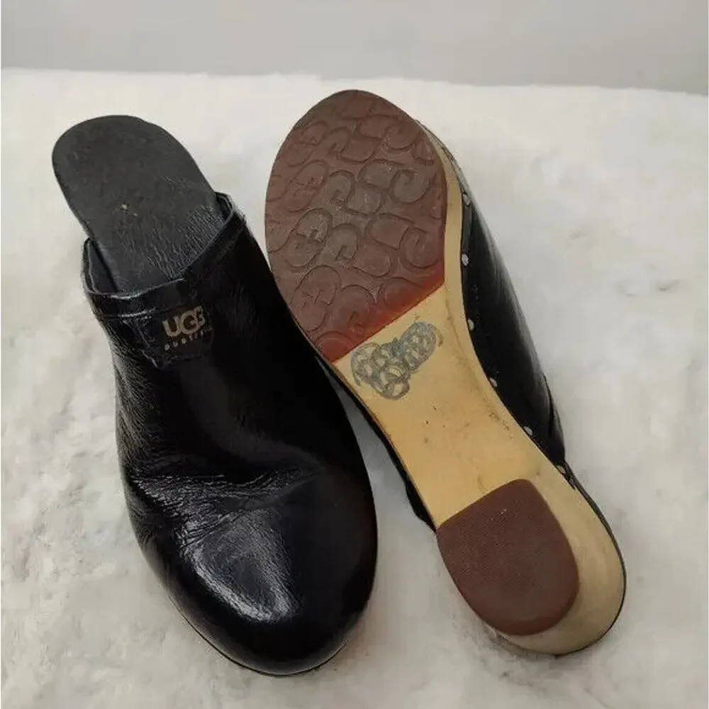 UGG vintage black