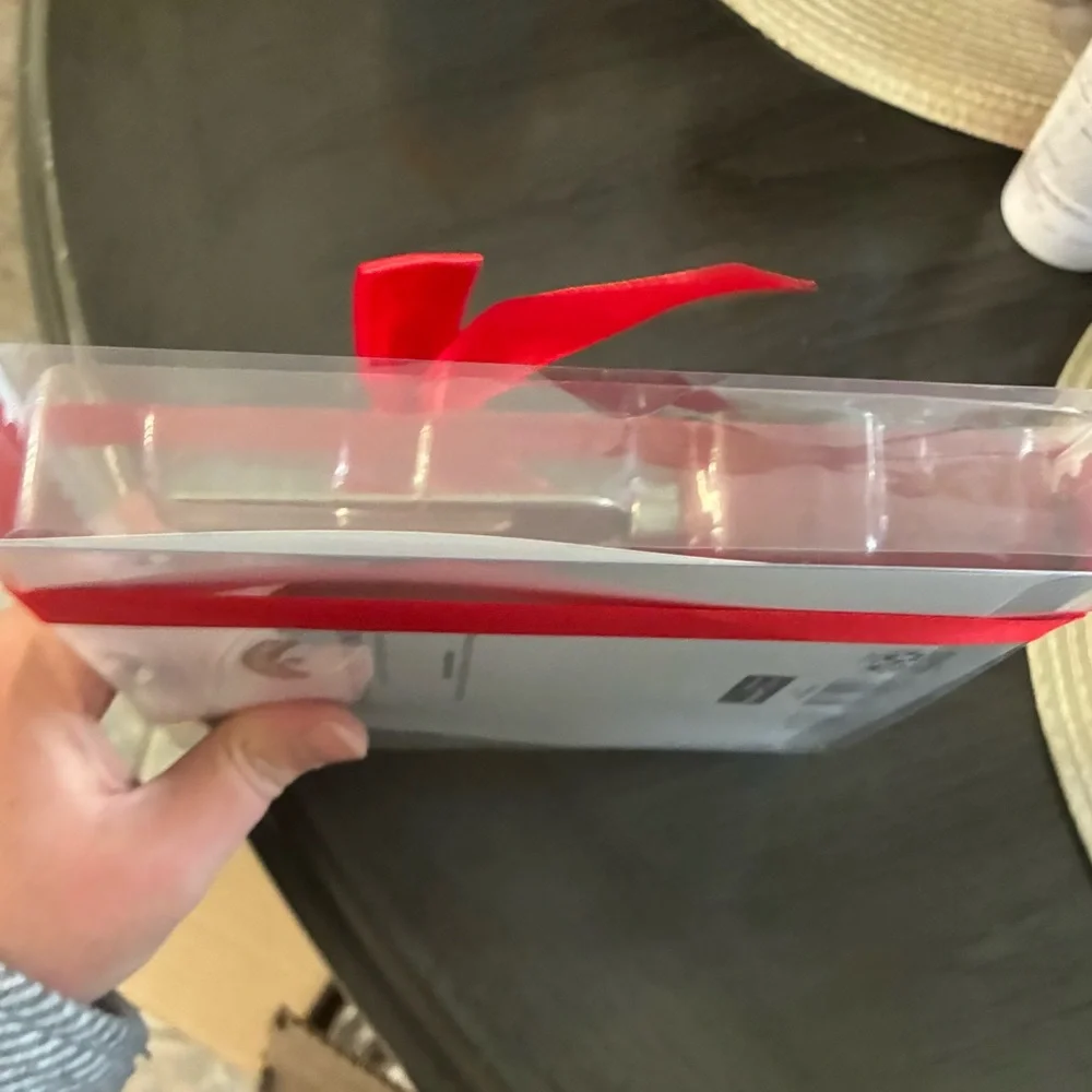 Holiday Time used spreader