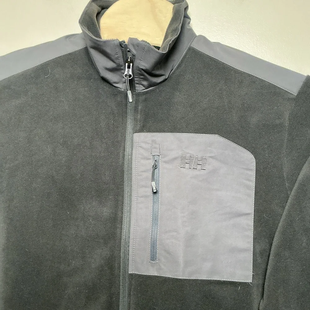 Helly Hansen owned 27