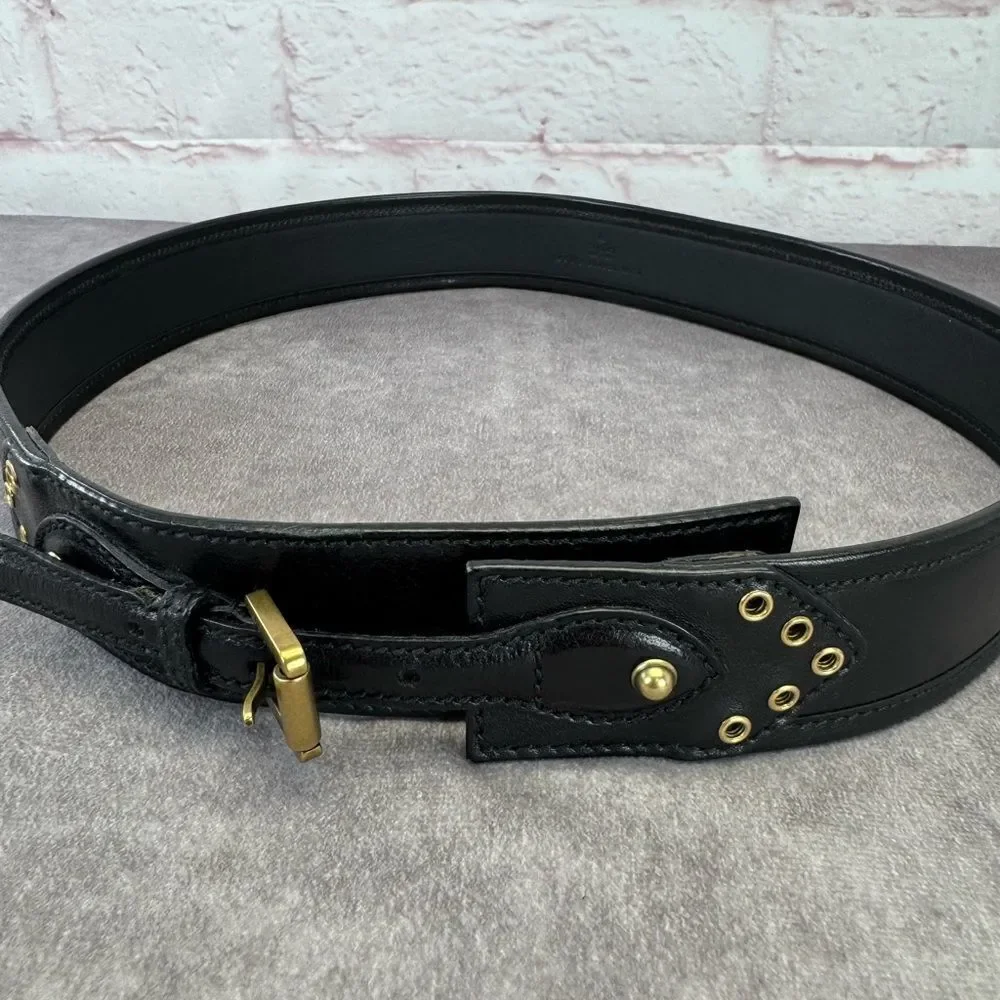 Gucci wear belt