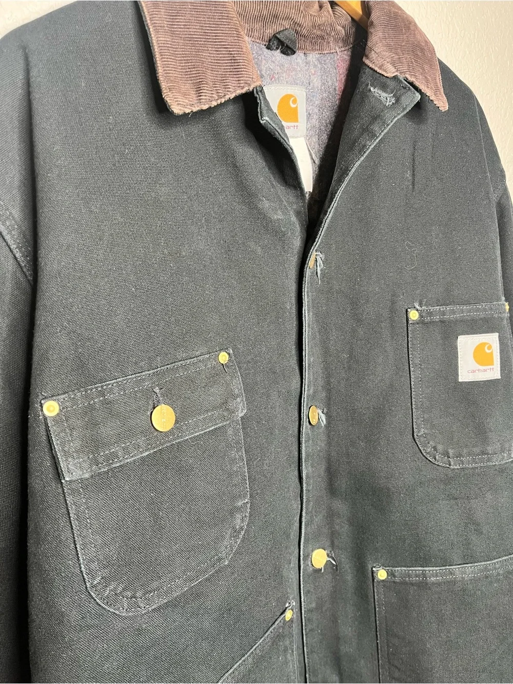 Carhartt tags streetwear