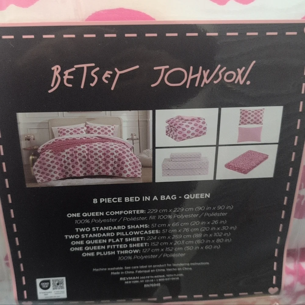 Betsey Johnson stylish queen
