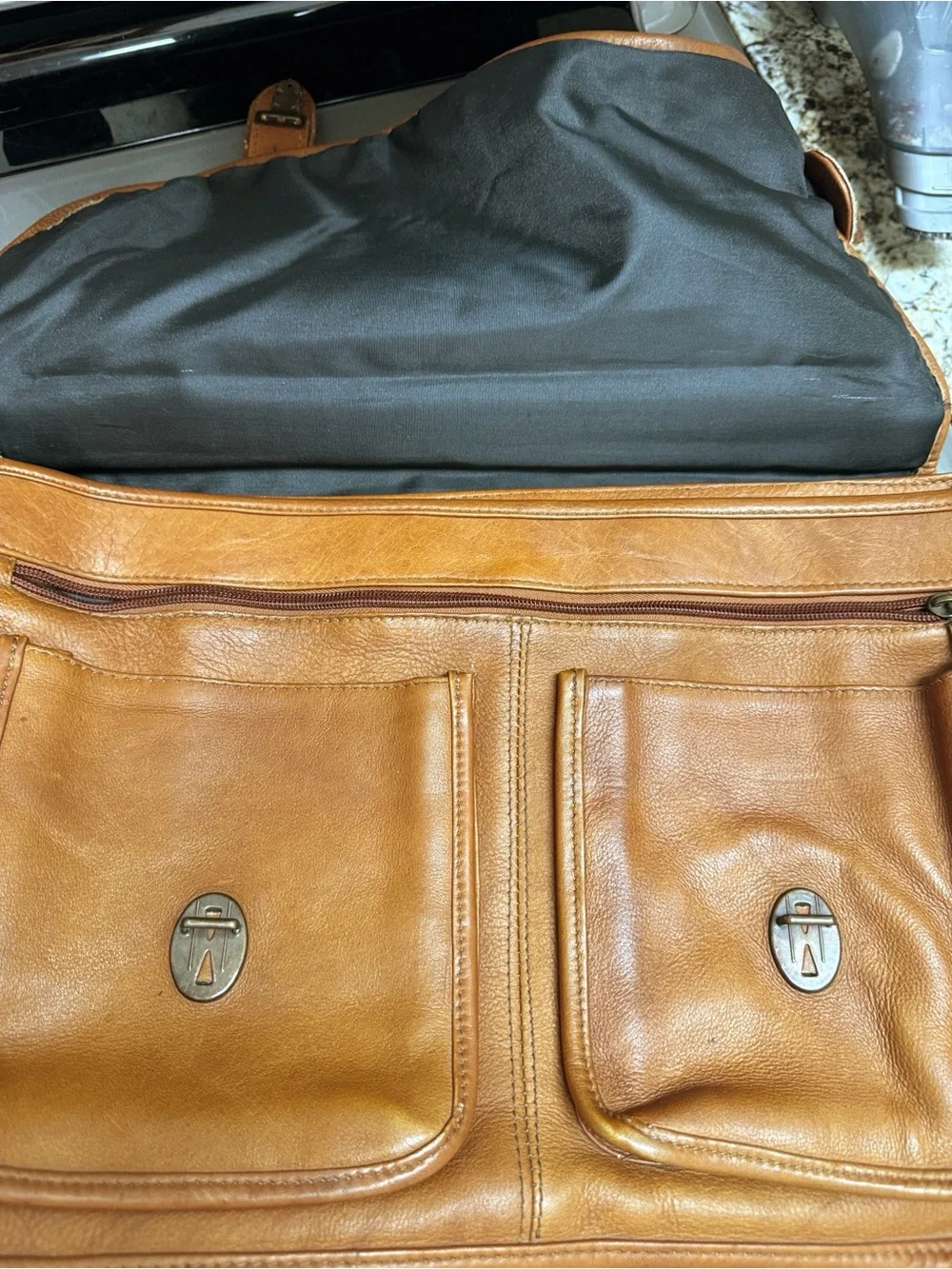 Wilsons Leather pockets cognac very