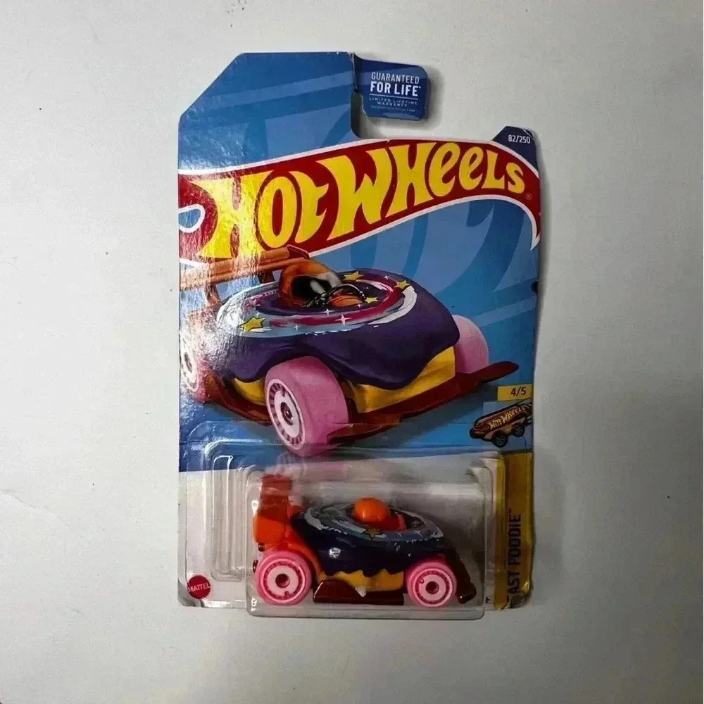 New Lot Of 2 Hot Wheels Fast Foodie Die Cast Cars #82 And #61