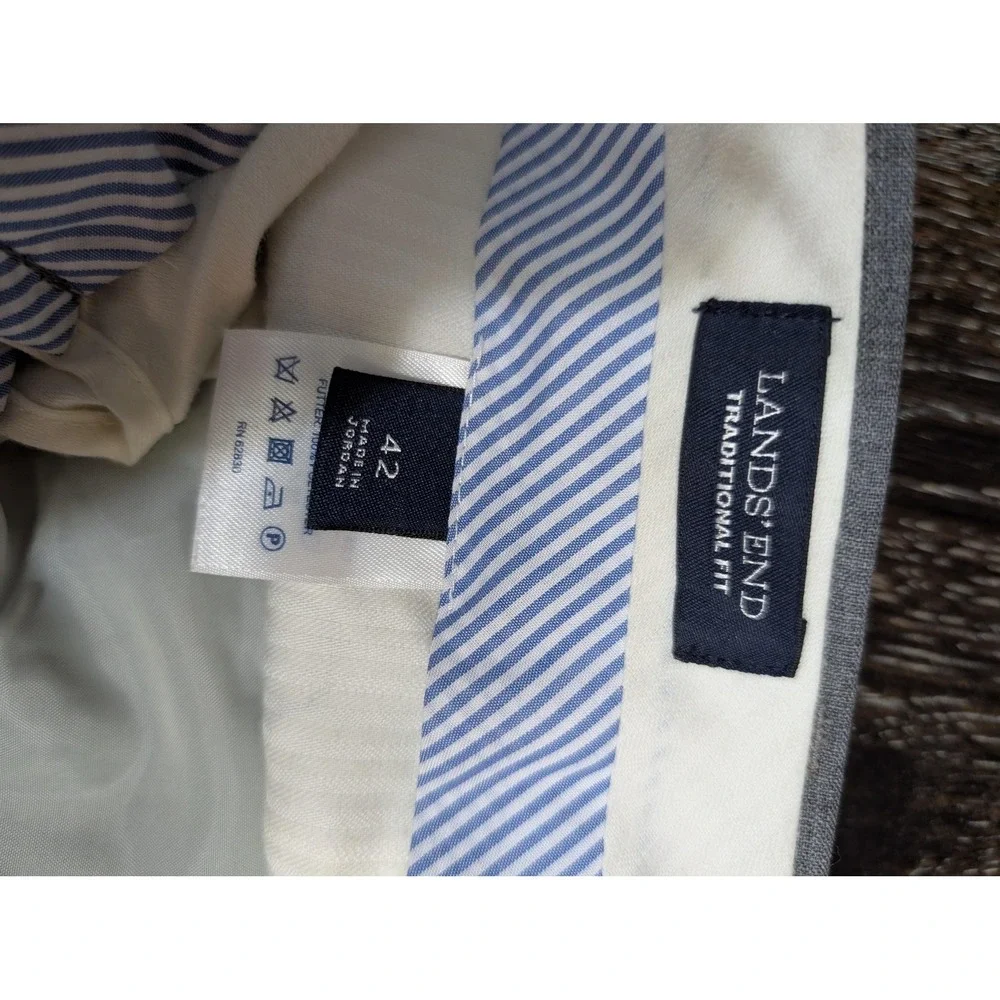 Lands End brand lands