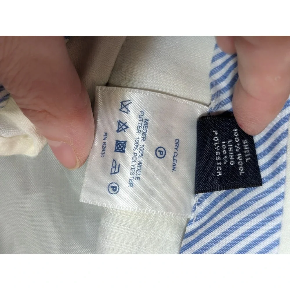 Lands End brand lands