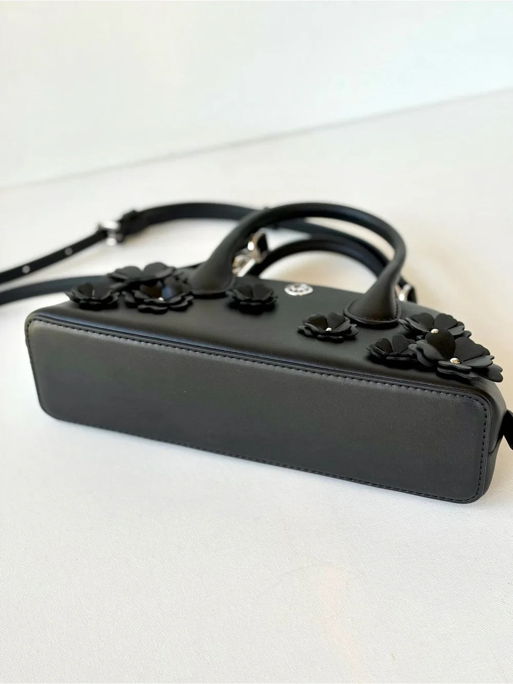 satchel polyurethane