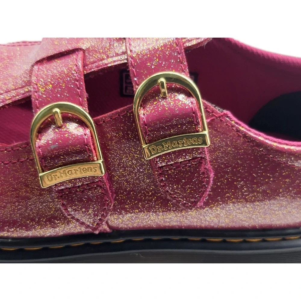 Dr. Martens grooved or