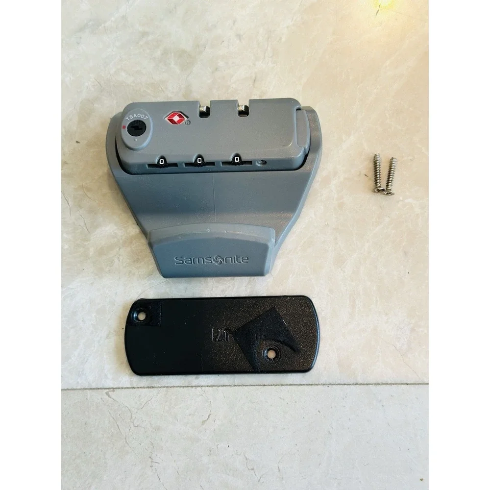 Samsonite perfect suitcases itself