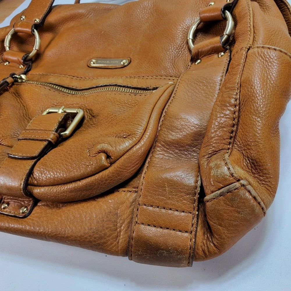 Michael Kors free details