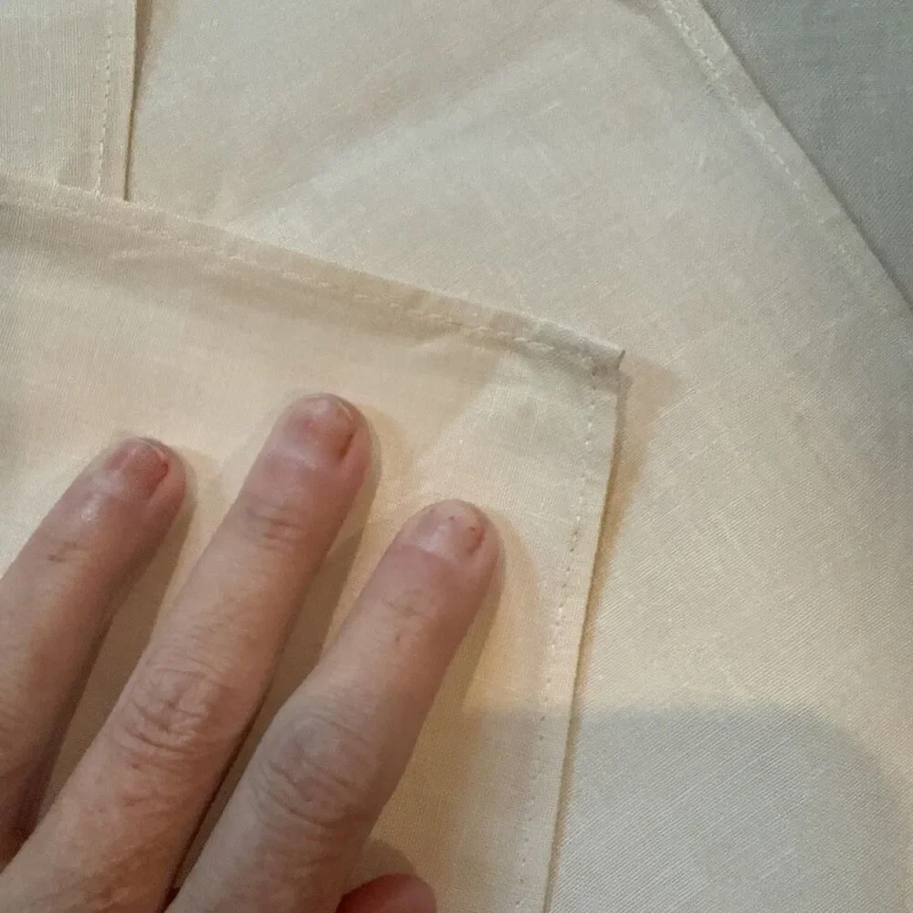 N/A vintage linen