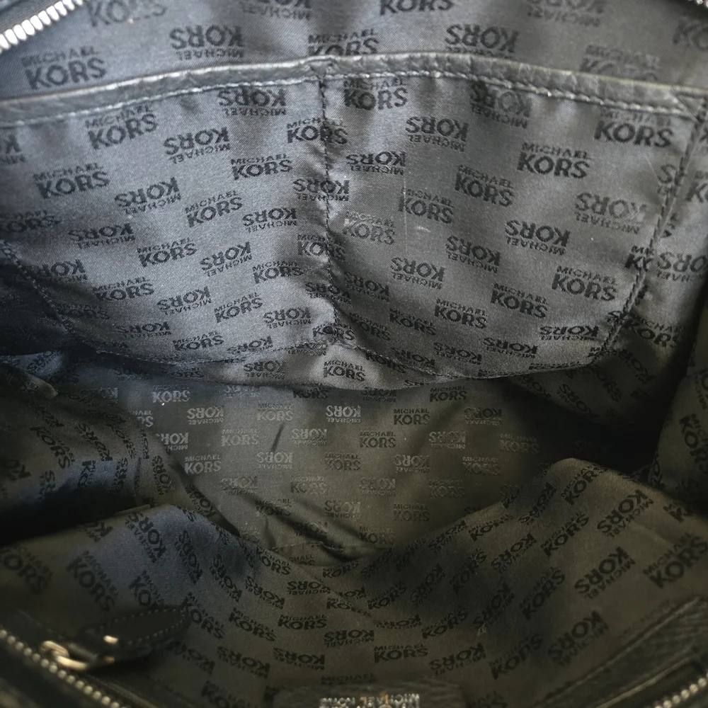 Michael Kors shoulder smoke