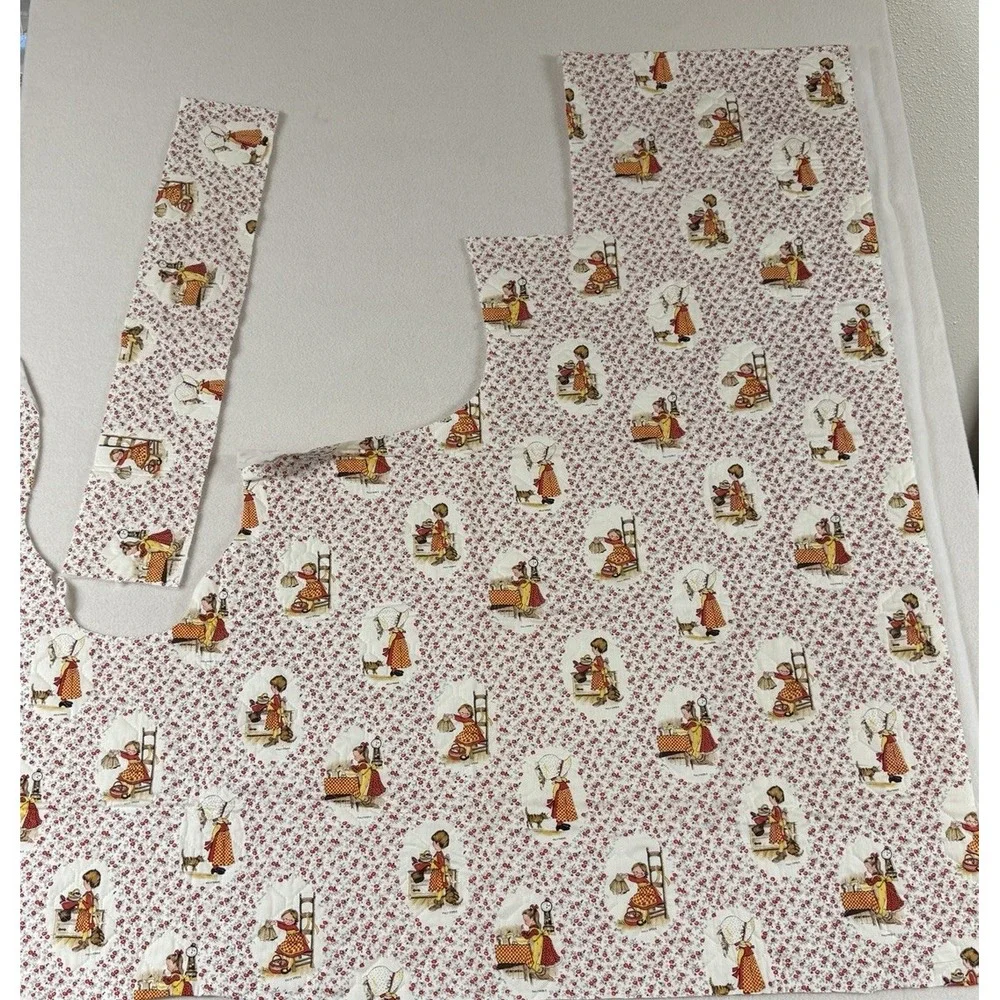 Vtg Holly Hobbie Quilted Fabric‎ Scrap Red Floral Hollie Hobbie And Friends