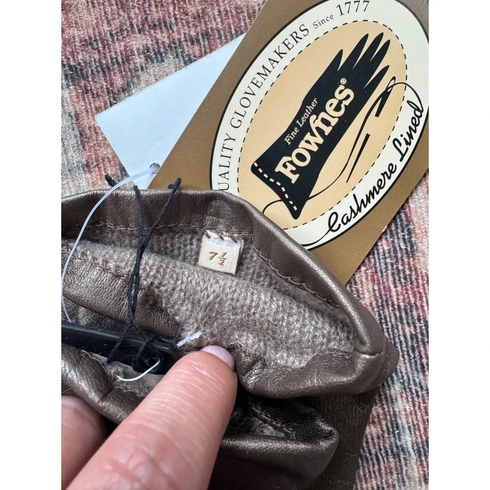 Fownes nwt vintage