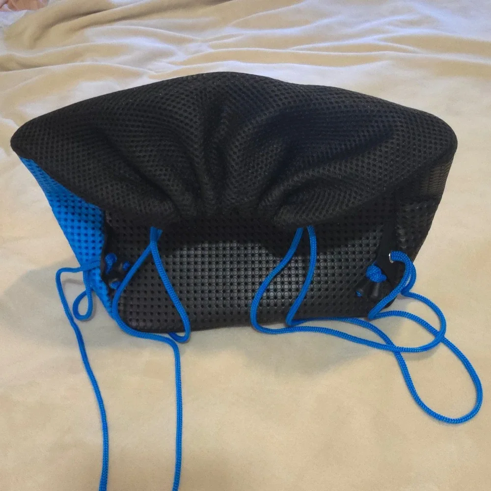 Light+Nine shopping closure blue